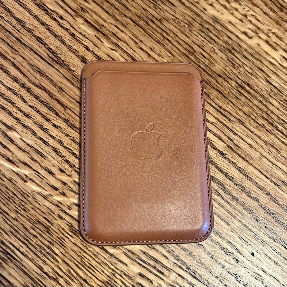 iPhone Leather Wallet - Saddle Brown